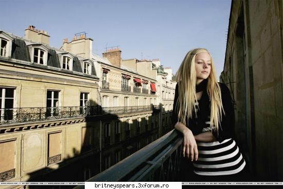 Avril - am fff multe poze cu ea....un folder - Recycle Bin