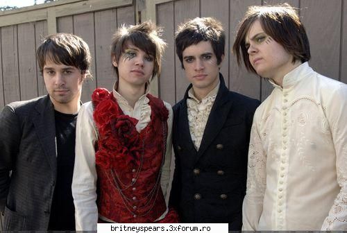 Ce gen de muzica ascultati? - panic! at the disco :X:X:X i love them...and - Recycle Bin