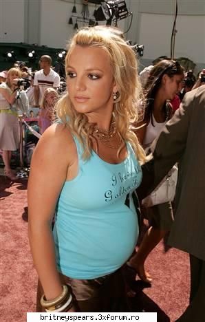 Deci... - sunt de acord cu ice_angel....da nu stiu - Ziua Britney Spears[PaUzA]