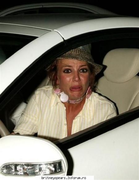 Esta loca!!! - hy all!!!brit e cea mai tare si eu sunt fana de - Britney *.~ Photos ~.*