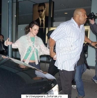 :hi: february 03 - britney leaves a midtown office building in new york