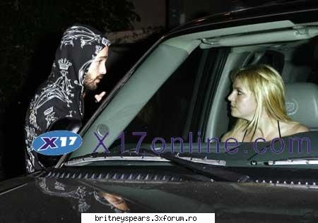 January 19 - Britney Leaving Club Cabana With Isaac - aici park s cearta - Britney *.~ Photos ~.*