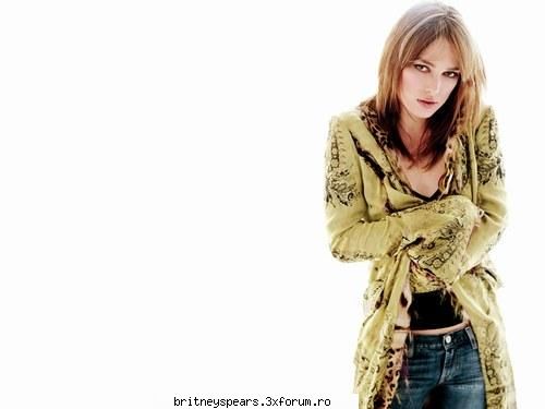 Keira Knightely - Blonde - Recycle Bin