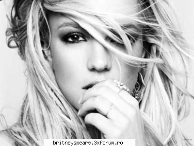 Poza preferata - girls!! fiecare are gusturi diferite .... nu are - Britney *.~ Photos ~.*