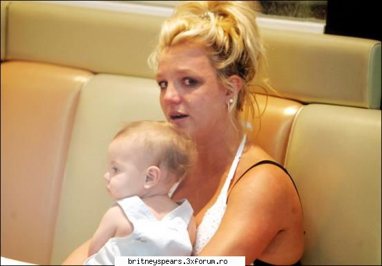 Poze cu Brit knd e trista:( - YirYina - Britney *.~ Photos ~.*