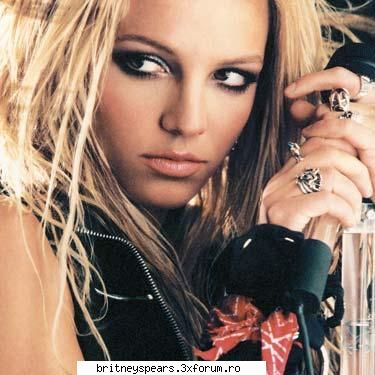Poze cu Brit nemachiata - dupa cum vb....se vede ca ejti un - Britney *.~ Photos ~.*