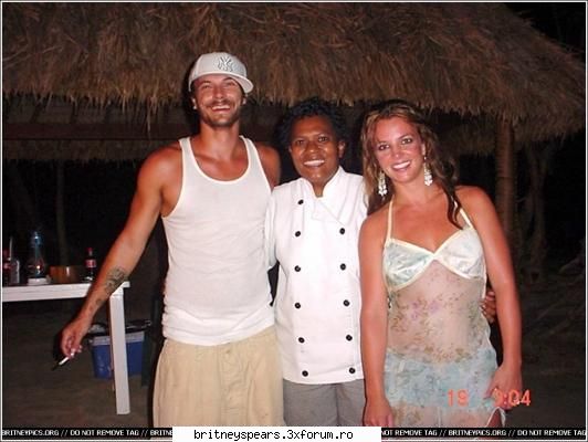 Poze cu Britney si Kevin in luna de miere - YirYina - Britney *.~ Photos ~.*