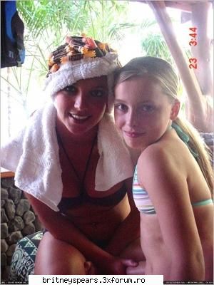 Poze cu Britney si Kevin in luna de miere - hehehe,ce fete norocoase=(... oare o sa - Britney *.~ Photos ~.*