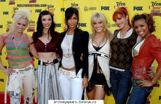 Poze cu alti artisti* - PussyCat Dolls (cum puteam sa uit d ele??) - Recycle Bin