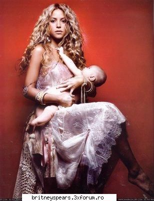Poze cu alti artisti* - shakira ( s putea sa lipseasca printesa muzicii - Recycle Bin