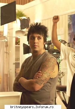 Poze cu alti artisti* - blonde u traieshti calvalur zilnic papa roach - Recycle Bin