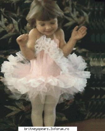 Poze vechi - adik nuh,in poza de mai sus mai seamana kt de kt - Britney *.~ Photos ~.*