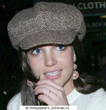 poze noi... - thoamne..sincer...aici avea nijte ochi najpa..nui - Britney *.~ Photos ~.*