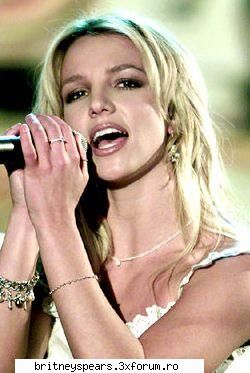 wE dId It!!!!!!!!!:X:X:X:X - decccccci felicitari noua!si ei bineintzeles:X - Britney Spears